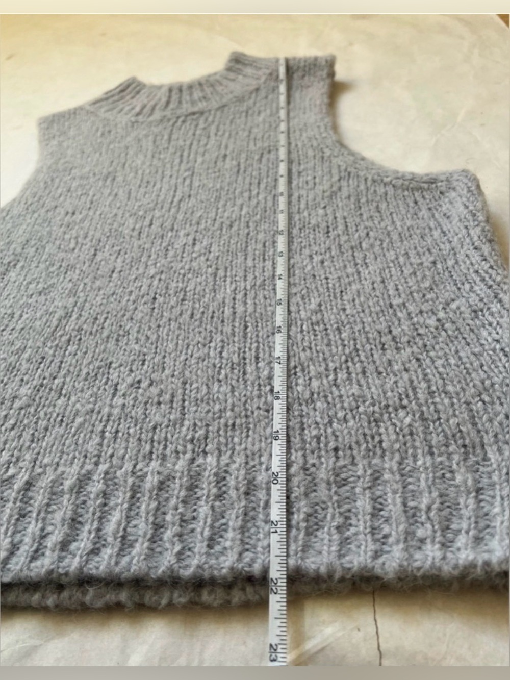 Reformation Baby  Alpaca Merino Wool Saga Knit Sweater Vest Size XL Gray Luxury - Picture 7 of 11